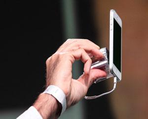 Cota transmite electricitate fara fir pana la 9 metri distanta