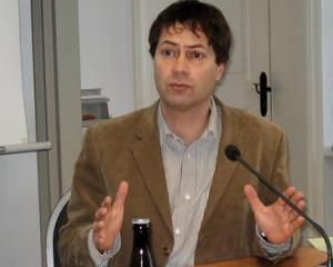 Un europarlamentar ungur face lobby pentru noi: Romania trebuie sa fie prima tinta pentru China in investitii portuare