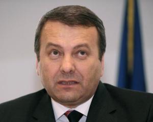 Ialomitianu: Daca reducem TVA, punem in pericol plata salariilor si a pensiilor