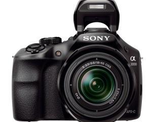Prima camera mirrorless "mai speciala", marca Sony