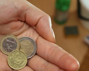 Studiu: Cazurile in care strainii din Germania castiga mai mult decat germanii sunt rare