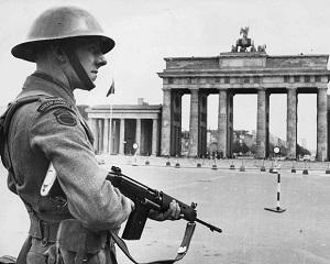 19 martie 1949: Germania de Est adopta noua constitutie