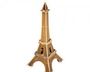 60 de tone de brelocuri cu Turnul Eiffel, confiscate la Paris