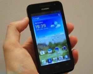 Vanzarile de smartphone-uri Huawei au crescut cu aproape o treime