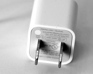 Incarcatoarele contrafacute, cele mai nesigure produse electronice