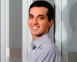 INTERVIU Iulian Dragan, romanul care vrea sa revolutioneze comertul electronic pe Facebook