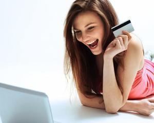 Libra Internet Bank lanseaza cardul Junior, special pentru minori