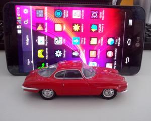 REVIEW LG Flex: Succesul acestui smartphone nu este dupa curba