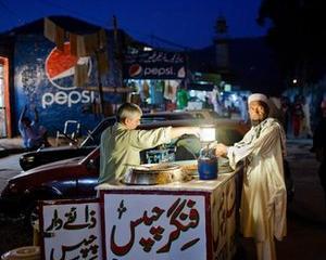 FMI a aprobat un imprumut de 6,7 miliarde dolari pentru Pakistan, in scopul combaterii crizei economice