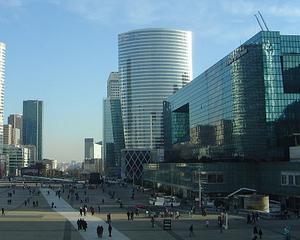 Previziuni ce n-a vazut Parisul: Standard & Poor's taie din credibilitatea Frantei
