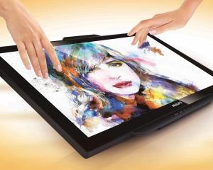 SmoothTouch, noul display de 23 inci marca Philips