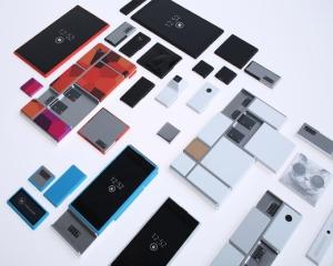 Frenezie in randul fanilor smartphone-urilor modulare. Ce anunt a facut Google despre Proiectul Ara