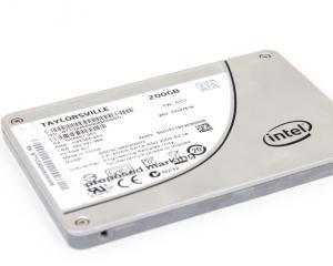 Intel a lansat SSD Pro 1500