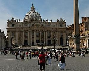 Biblioteca Vaticanului va fi arhivata digital de o firma japoneza