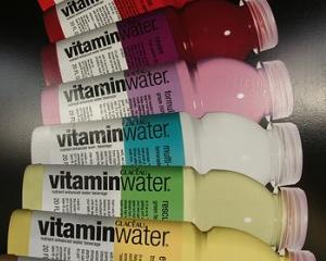 Probleme pentru Coca-Cola din cauza bauturii sale, Vitaminwater
