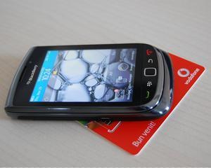 Rezultate Vodafone pe T3 fiscal: Numarul de clienti a scazut cu 3,1%, a crescut numarul utilizatorilor internetului mobil cu 77%