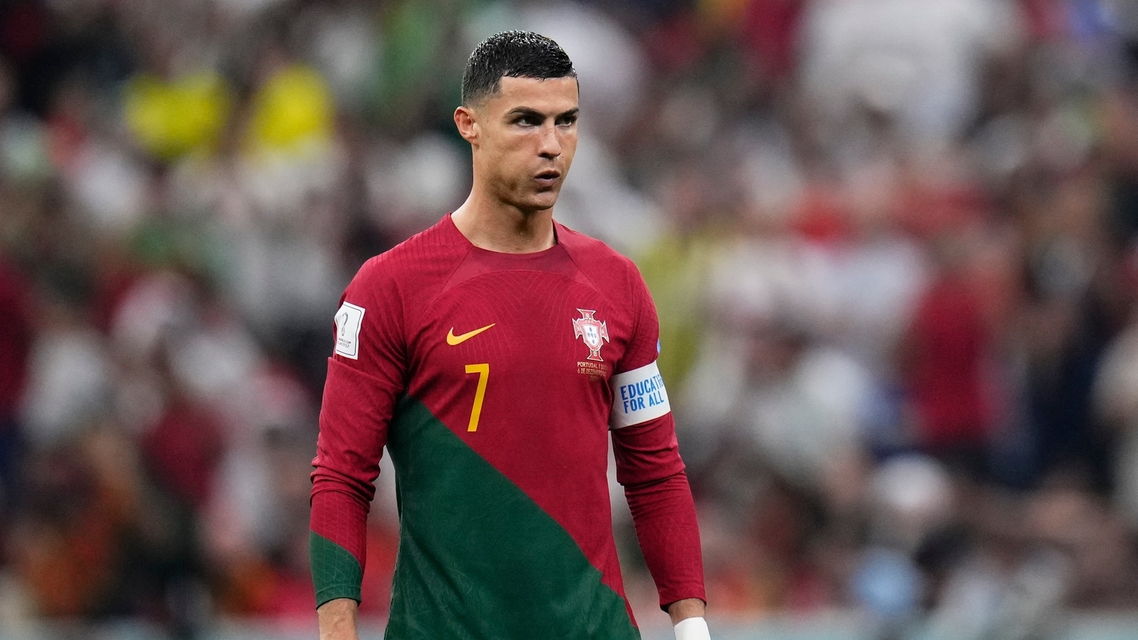 Print si cersetor: Povestea superstarului Cristiano Ronaldo si cum a plecat in viata dintr-o saracie crunta