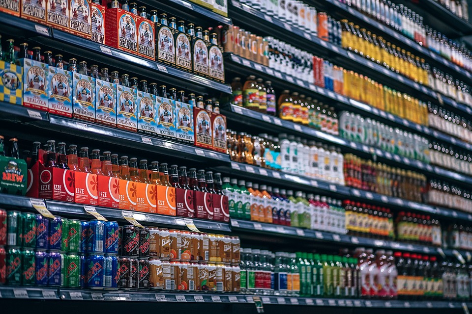 Mancare gratis de la supermarket: oamenii primesc totul fara sa plateasca, cu o singura conditie