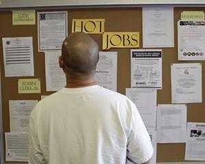 Angajatorii cauta 12.286 de angajati