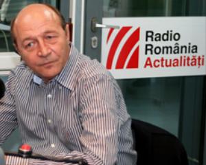 Basescu: Companii de stat vor fi lasate sa intre in faliment. Salariile taiate trebuie recompuse, apoi reducem taxele