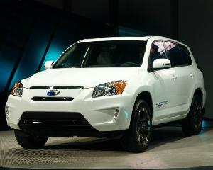 Toyota va lansa trei masini electrice in 2012