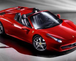 Ferrari 458 Italia Spider a ajuns si in Romania. Costa peste 230.000 de euro, iar stocul a fost epuizat