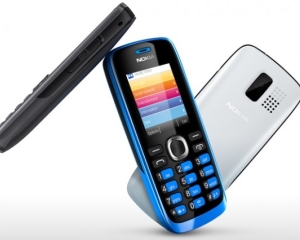 Nokia lanseaza 1 Series, o gama de telefoane ieftine, care se pot conecta la web si retele sociale
