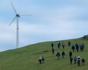 Romania ramane in topul celor mai atractive 15 tari din lume privind investitiile in energie regenerabila