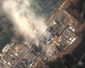Cutremur Japonia: Se ia in calcul ingroparea in nisip si ciment a reactoarelor de la Fukushima. Pierderile financiare si umane vor fi ridicate