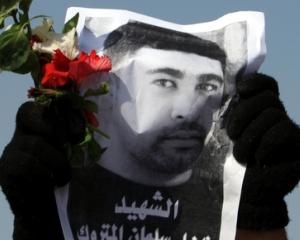 Bahrain-ul a devenit un camp de batalie intre protestatari si fortele de ordine. Patru persoane au murit