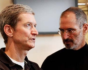 Tim Cook, CEO-ul Apple: Nu incerc sa devin urmatorul STEVE JOBS