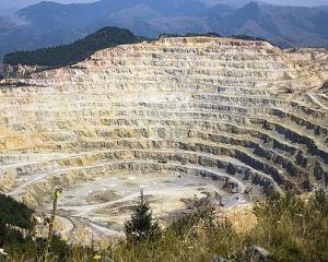 Statul si-ar putea pierde actiunile la Rosia Montana Gold Corporation