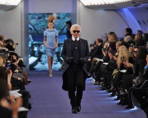 Chanel: Prezentare de moda la bordul unui Jumbo Jet