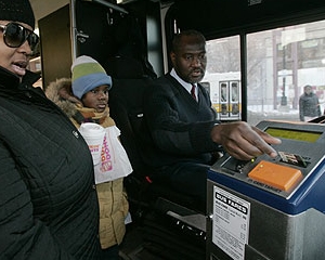 Aparatele de bilete de transport din UE, victime ale unor fraude