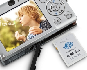 Toshiba a lansat un SD Card Wi-Fi