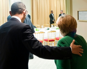 Planul lui Merkel pentru Zona Euro "il incurajeaza" pe Obama