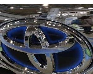 Toyota si alti trei producatori auto japonezi vor rechema in service 3,4 milioane vehicule, din cauza unei probleme la airbag