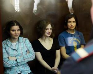 Pussy Riot primeste un premiu pentru pace in inchisoare