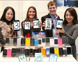 Samsung a vandut, pentru prima data in istoria sa, peste 300 milioane de telefoane mobile intr-un an