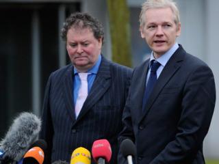 Avocatii fondatorului WikiLeaks: Assange ar putea sfarsi la Guantanamo daca este extradat in Suedia 