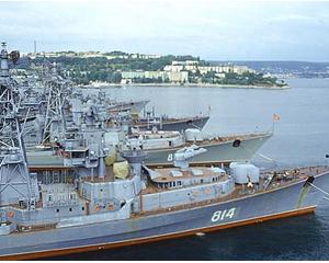 Rusia isi ofera flota pentru a proteja Ucraina de Romania