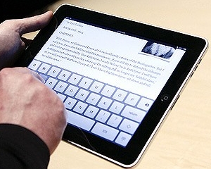 Surse: Apple ar putea lansa un iPad de 8 inci in 2012