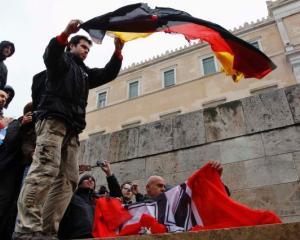 160 de colectori germani de taxe s-au oferit voluntari sa ajute Grecia
