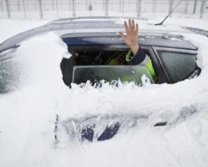 Iarna crunta in Republica Moldova: 15 localitati fara curent electric si sute de oameni izolati