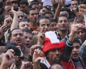 Mubarak trebuie sa se astepte la ce-i mai rau: egiptenii isi intensifica protestele