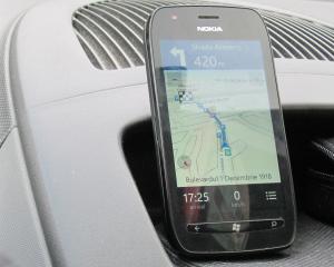 Nokia extinde colaborarea cu sase marci din domeniul auto si furnizeaza servicii de navigatie pentru Oracle