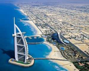 Dubaiul, emiratul crizei, emiratul luxului