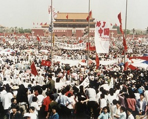 4 iunie 1989: are loc masacrul din Piata Tienanmen