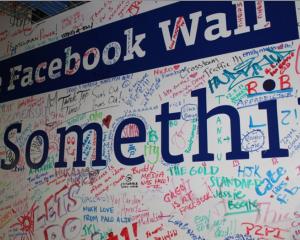 Peste un milion dintre utilizatorii romani de Facebook sunt din Bucuresti