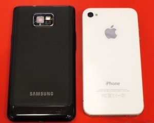 Samsung Galaxy S II a devansat iPhone 4 la premiile Mobile World Congress 2012